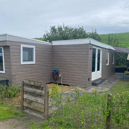 Bungalow Aan De Thoolse Kust Poortvliet Exterior foto