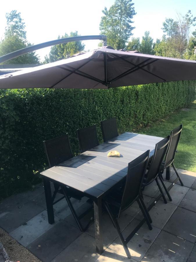 Bungalow Aan De Thoolse Kust Poortvliet Exterior foto